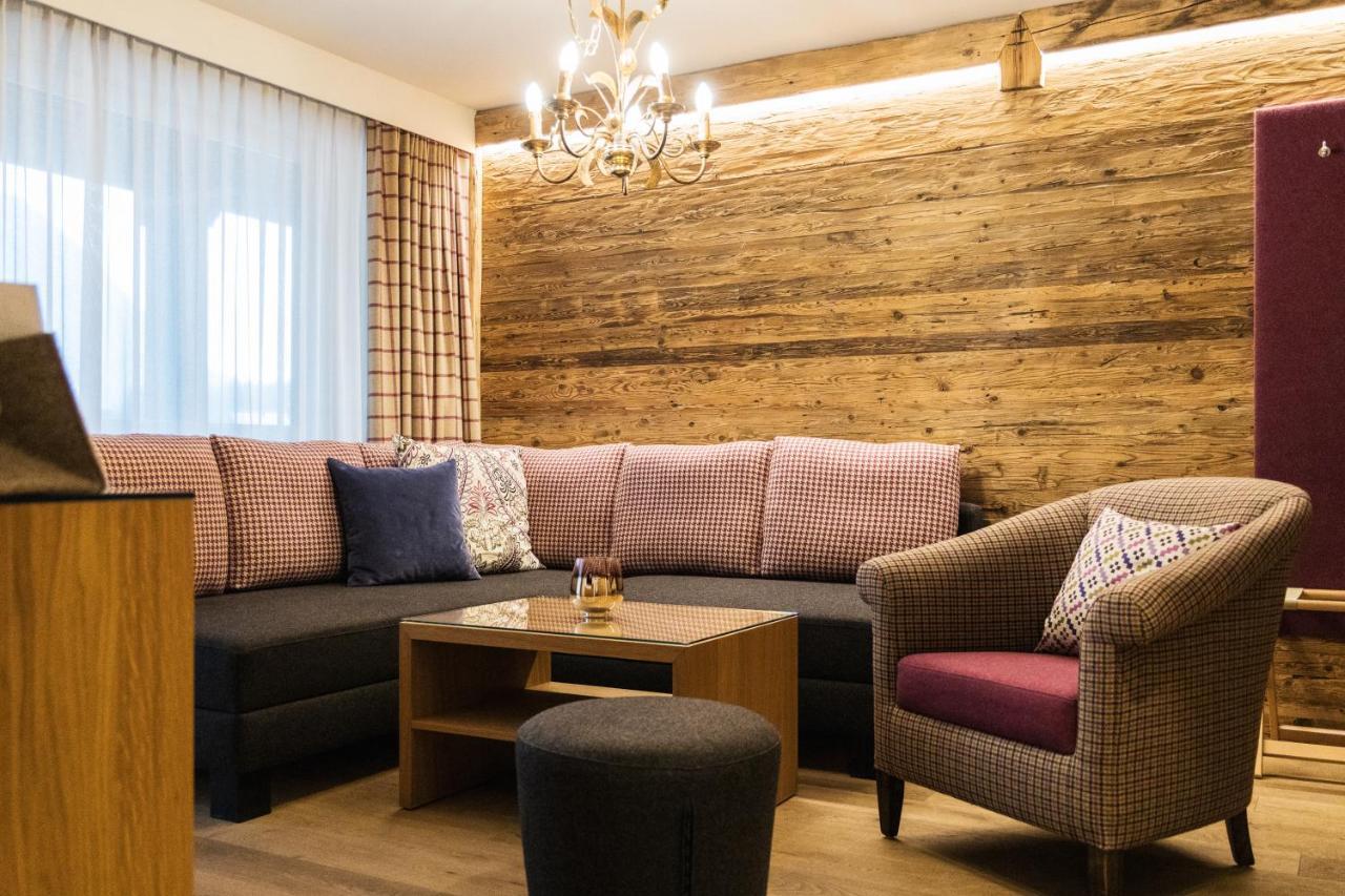 Pfefferkorn'S Hotel Lech am Arlberg Exteriör bild